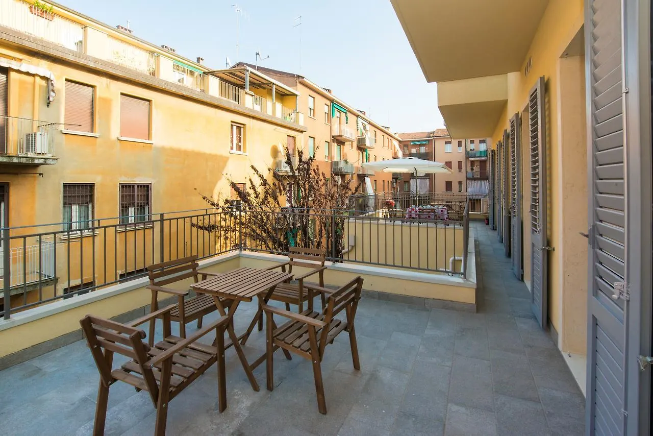 Ramo Rosso Di Paolo Natalini Bed & Breakfast Bologna